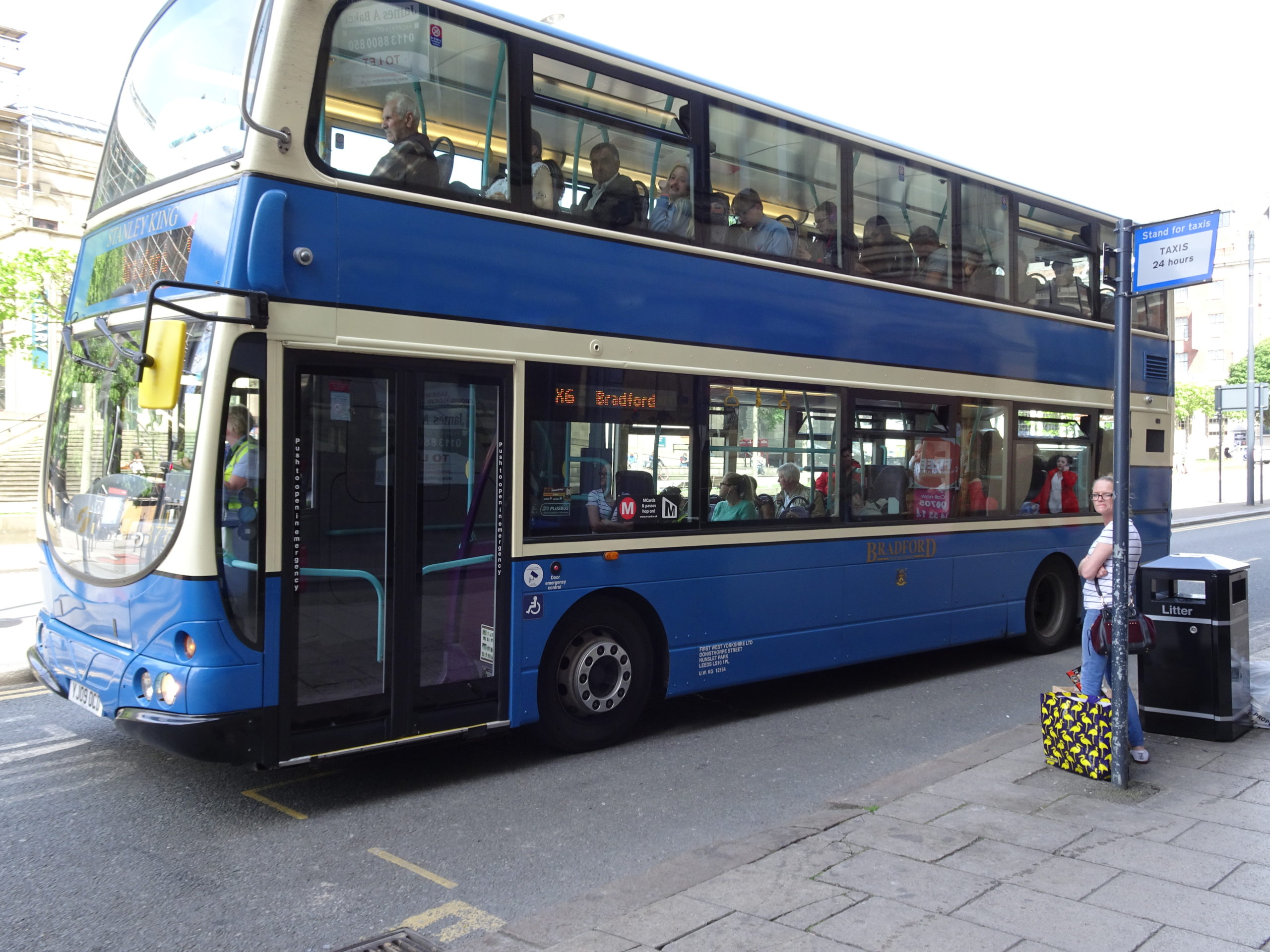 72-gold-rider-bus-leeds-bradford-leeds-city-leeds-bradford-bus